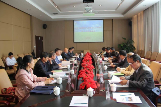 小種子將掀開自治區(qū)農(nóng)牧業(yè)產(chǎn)業(yè)發(fā)展新篇章---內蒙古農(nóng)牧業(yè)產(chǎn)業(yè)化龍頭企業(yè)協(xié)會種子分會座談會紀實